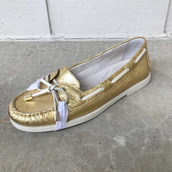 NWOB Michael Kors Blair Gold Leather Boat Shoe - Picture 3 of 7
